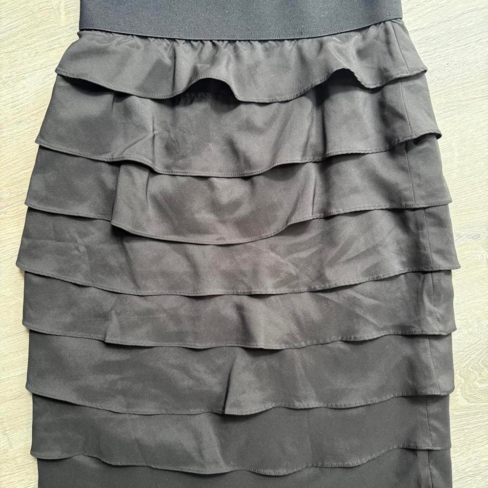 Alfani Black Tiered Ruffle Skirt Size 6 Back Zipper Mini Knee Length Stretch